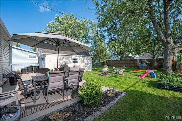 282 N Wrexham Ct, Tonawanda, NY 14150 - view of yard with outdoor dining space