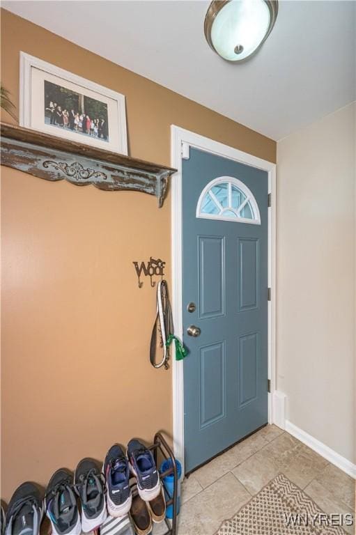 282 N Wrexham Ct, Tonawanda, NY 14150 - property entrance