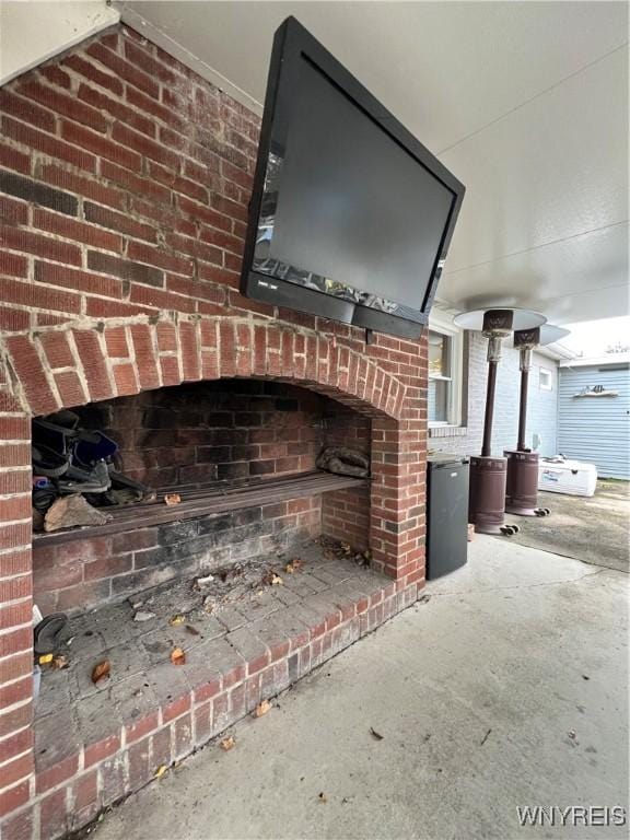 60 Waltham Ave, Lancaster, NY 14086 - detailed view of brick siding