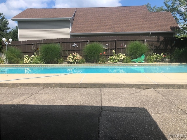 60 Waltham Ave, Lancaster, NY 14086 - view of swimming pool