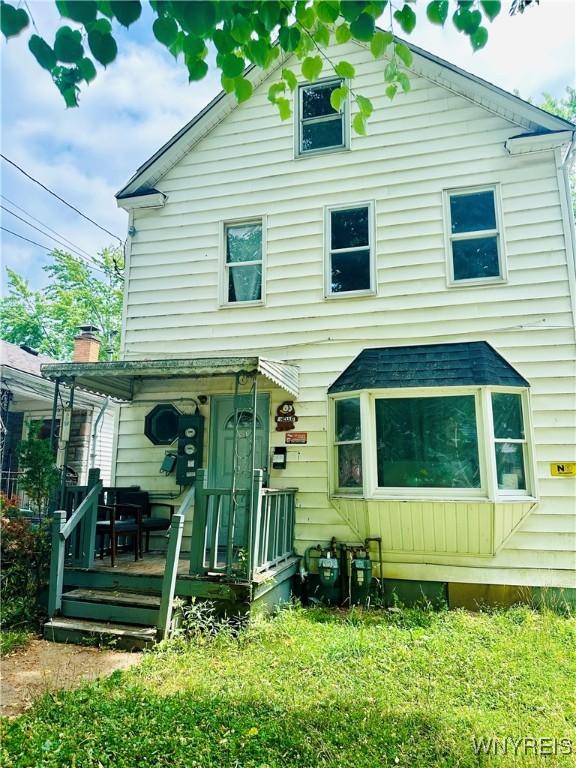 253 Gold St, Buffalo, NY 14206 - back of house featuring a deck