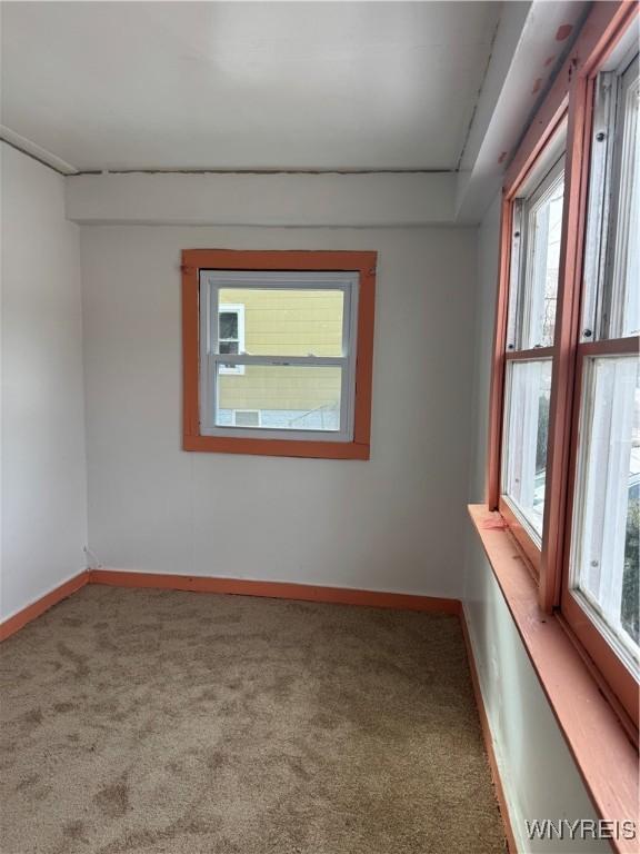 99 Sattler Ave, Buffalo, NY 14211 - unfurnished room with carpet and baseboards