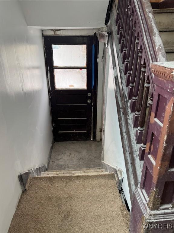 99 Sattler Ave, Buffalo, NY 14211 - view of stairway