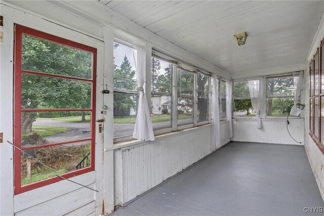 201 Mosley Dr, Syracuse, NY 13206 - view of unfurnished sunroom