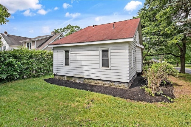 201 Mosley Dr, Syracuse, NY 13206 - view of home's exterior with a yard
