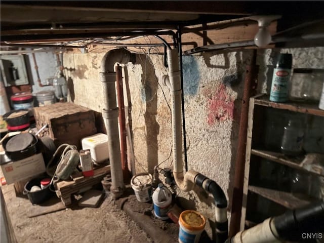 211 W Park St, Lenox, NY 13032 - view of unfinished basement