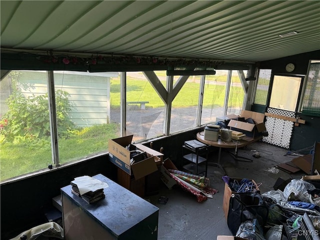 211 W Park St, Lenox, NY 13032 - view of sunroom / solarium