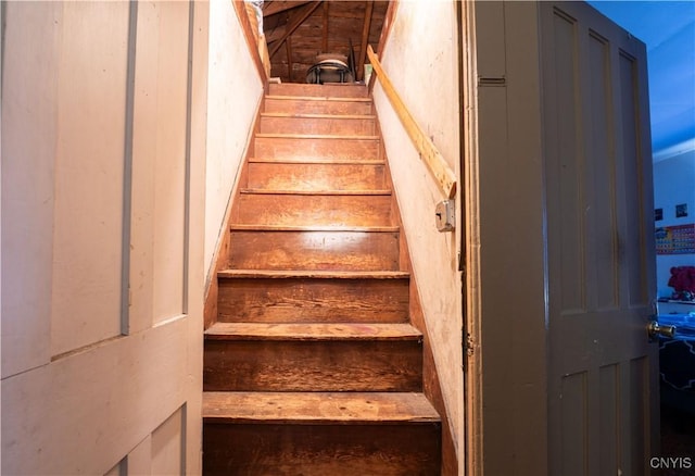 103 Stanwix St, Rome, NY 13440 - view of stairs