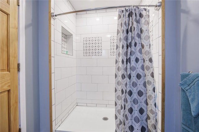 7156 County Line Rd, Naples, NY 14512 - bathroom featuring a tile shower