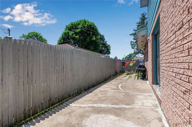 17 Frantzen Ter, Cheektowaga, NY 14227 - view of patio