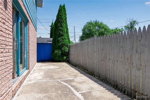 17 Frantzen Ter, Cheektowaga, NY 14227 - view of patio / terrace