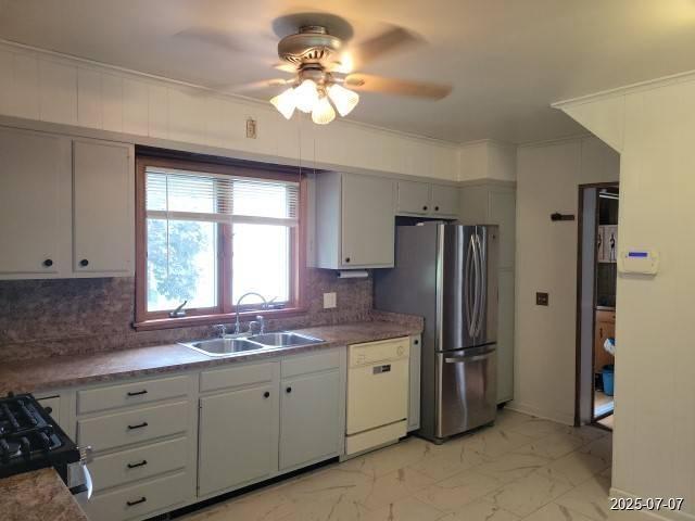 214 Hoffman St, Arcadia, NY 14513 - photo 16