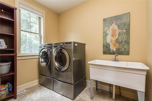 1537 Cranberry Pond, Victor, NY 14564 - laundry area featuring washing machine and clothes dryer
