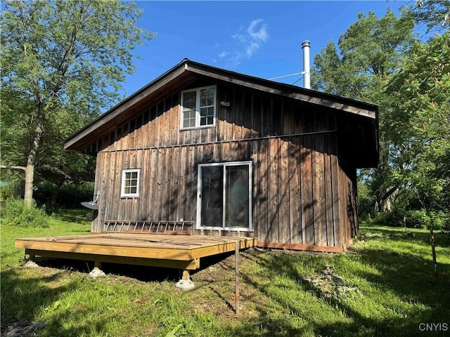 108 Linlyco Lake Rd, New Albion, NY 14719 - back of property with a yard and a deck