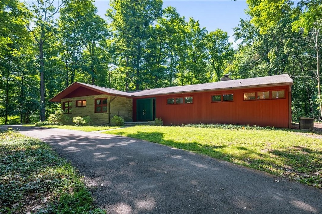 1455 Ayrault Rd, Perinton, NY 14450 - photo 1