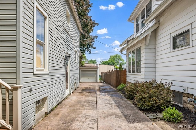 39 Colonial Ave, Lancaster, NY 14086 - view of side of home
