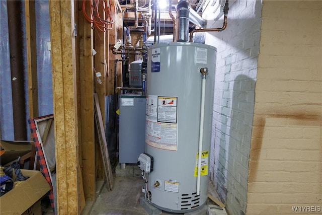 39 Colonial Ave, Lancaster, NY 14086 - utilities with water heater