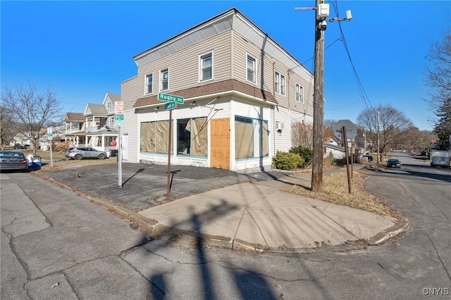 1100 Oak St, Syracuse, NY 13203 - photo 1
