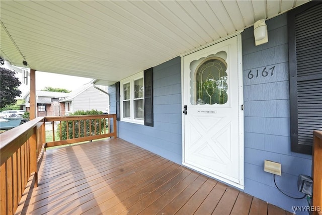 6167 N Whitham Dr, Niagara, NY 14304 - view of porch