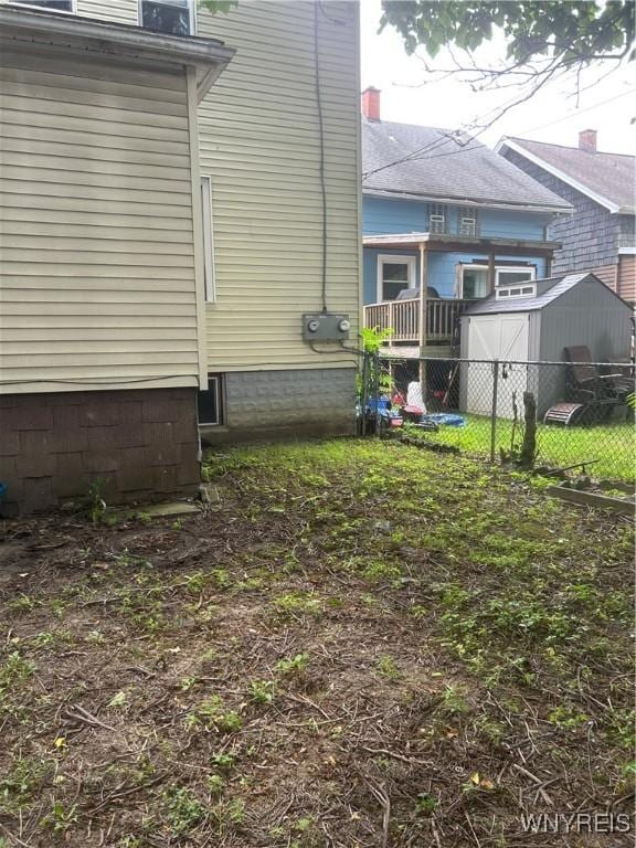 50 Hubbell Ave, Buffalo, NY 14220 - view of side of home featuring a storage unit
