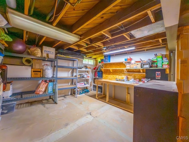 9242 Sixty Rd, Lysander, NY 13135 - basement with a workshop area