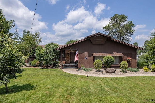 117 Shoreview Dr, Clay, NY 13090 - mid-century modern home with a front lawn