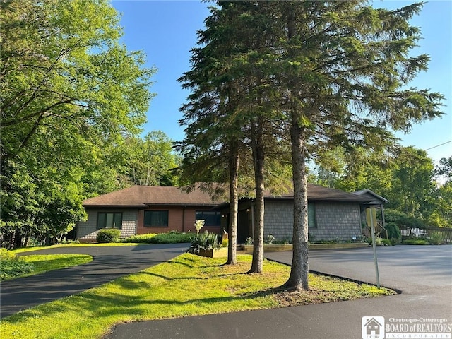 70 Fairmount Ave, Busti, NY 14750 - photo 2