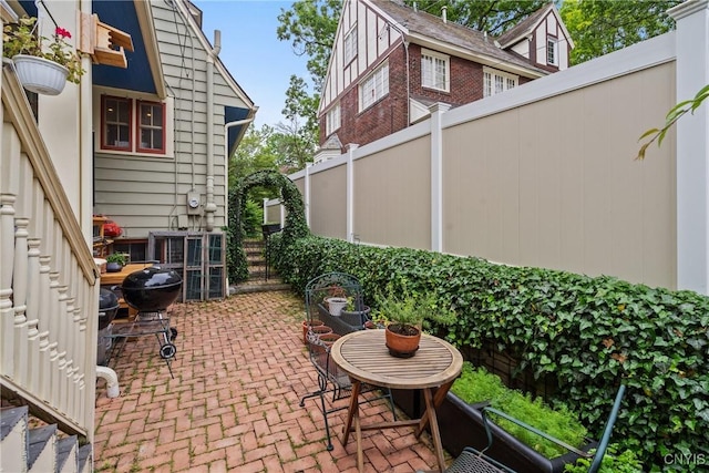 306 Berkeley Dr, Syracuse, NY 13210 - view of patio