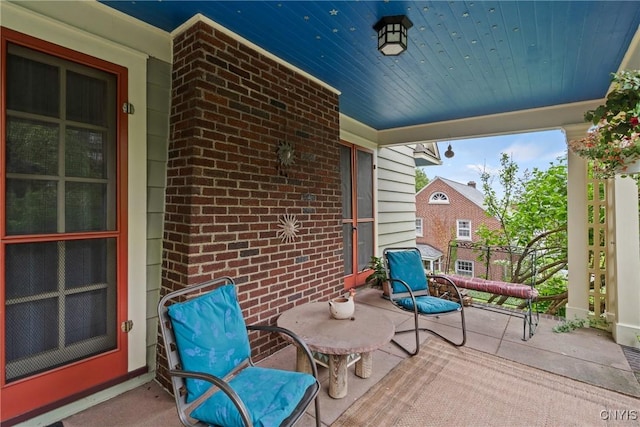 306 Berkeley Dr, Syracuse, NY 13210 - view of porch