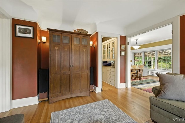 306 Berkeley Dr, Syracuse, NY 13210 - sitting room with light wood-type flooring and baseboards