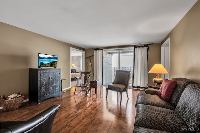 32 Bernhardt Dr Unit 5, Amherst, NY 14226 - living area featuring wood finished floors