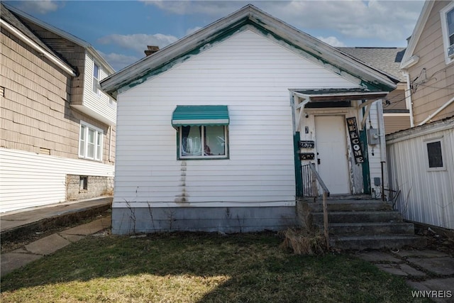 7 Daisy Pl, Buffalo, NY 14208 - photo 2