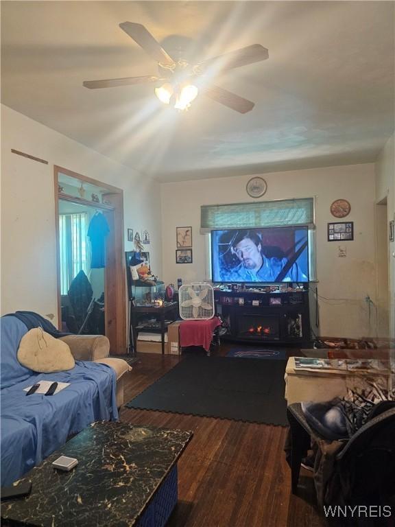 209 W Ferry St Unit S, Buffalo, NY 14213 - living room with wood finished floors and a ceiling fan