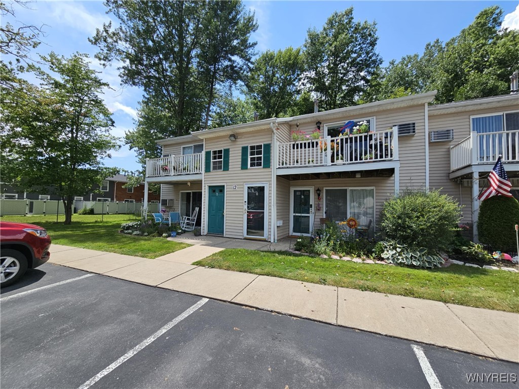 12 Sunmist Sq Unit D, Amherst, NY 14228 - photo 1