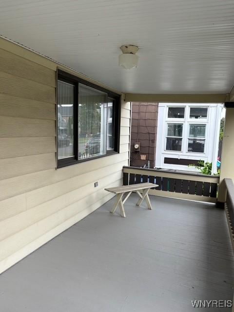 93 Mariemont Ave, Buffalo, NY 14220 - view of porch