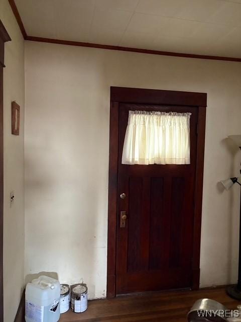 93 Mariemont Ave, Buffalo, NY 14220 - foyer entrance featuring crown molding and wood finished floors