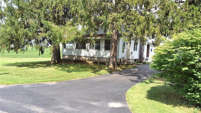 7516 Beach Rd, Montezuma, NY 13021
