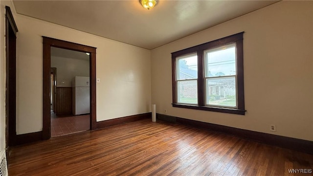 1890 Linwood Ave, Niagara Falls, NY 14305 - unfurnished room featuring wood finished floors and baseboards