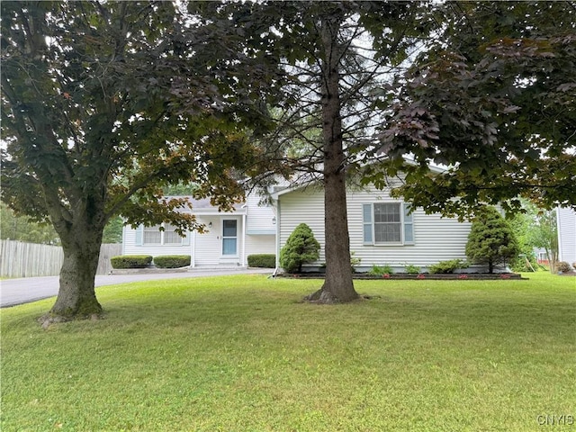 8467 Torchwood Ln, Cicero, NY 13039 - view of obstructed view of property