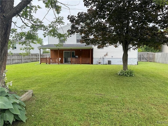 8467 Torchwood Ln, Cicero, NY 13039 - view of fenced backyard