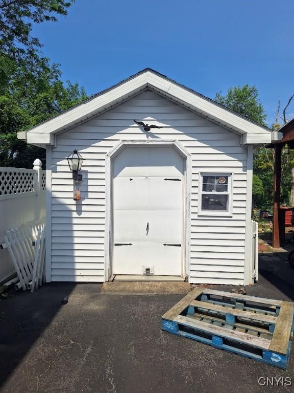 1126 Hammond Ave, Utica, NY 13501 - photo 13