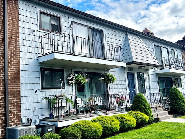 25-7 Great Wood Ct, Perinton, NY 14450 - photo 1