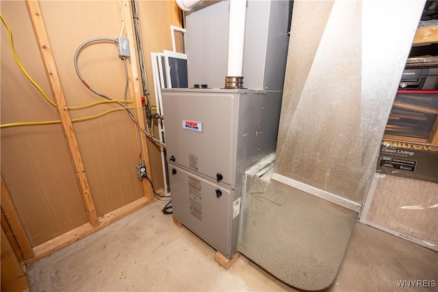 9 Rolling Woods Ln Unit E, West Seneca, NY 14224 - view of utility room