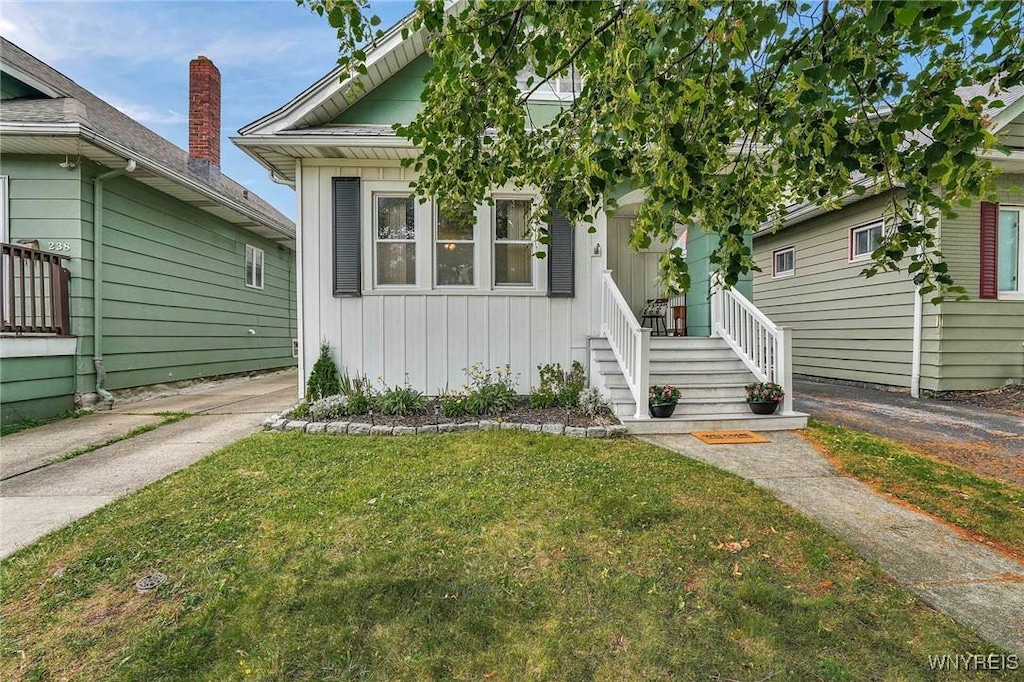 240 Parkwood Ave, Tonawanda, NY 14217 - photo 1