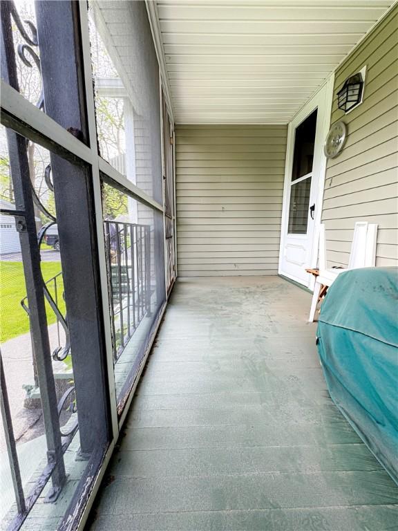 80 E Main St, Leroy, NY 14482 - view of sunroom / solarium