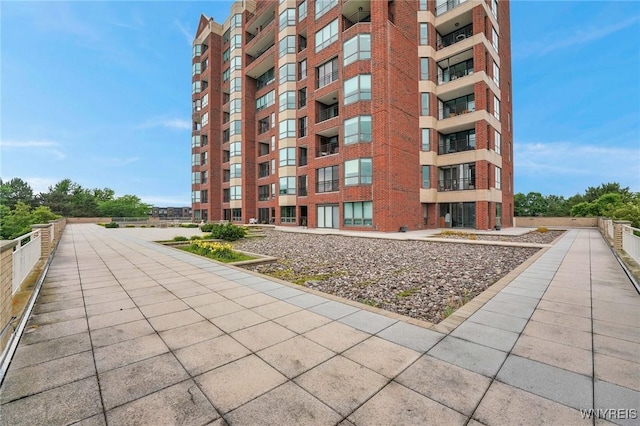 803 Admirals Walk Unit 803, Buffalo, NY 14202 - view of apartment building / complex