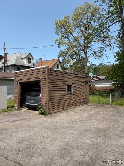184 Goundry St, North Tonawanda, NY 14120 - view of garage