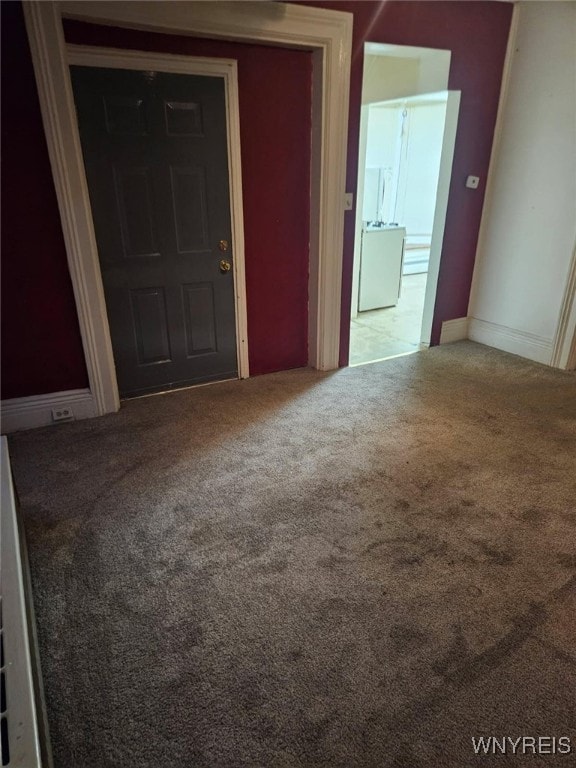 184 Goundry St, North Tonawanda, NY 14120 - spare room featuring carpet flooring