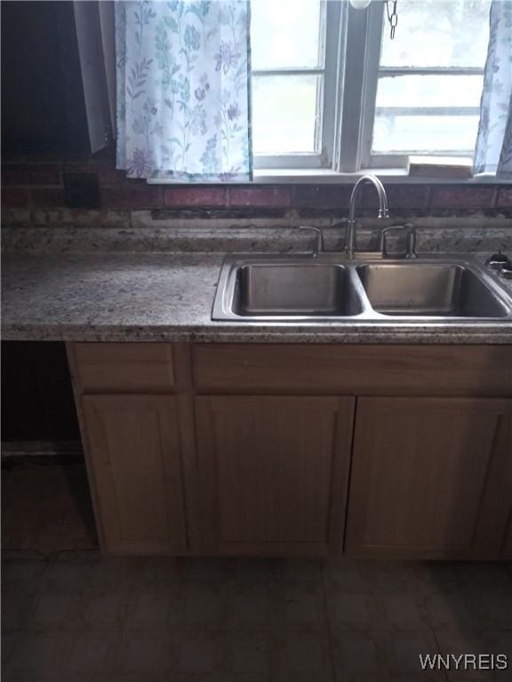 184 Goundry St, North Tonawanda, NY 14120 - kitchen featuring a sink