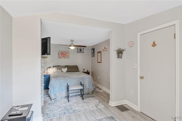 217 Melrose Ave, Camillus, NY 13219 - bedroom with wood finished floors and ceiling fan